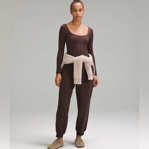 Lululemon Wundermost Ultra-Soft Nulu Square-Neck LS Bodysuit-
Espresso- SzS